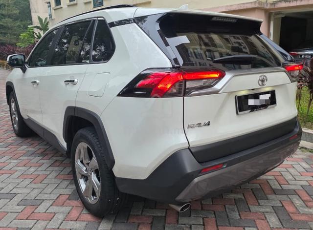 2021 Toyota RAV4 2.5 (A) Direct owner - 2