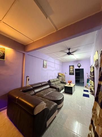 Taman Makmur @ Kulai - Single Storey Well Maintain Unit, Below Market! 1