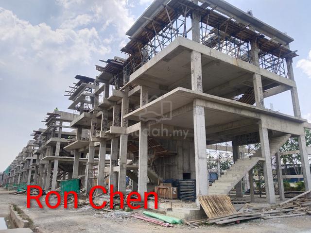 New 3 storey factory with lift 1