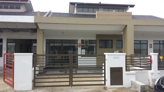 Bandar Putera 2 House For Sales!! 1