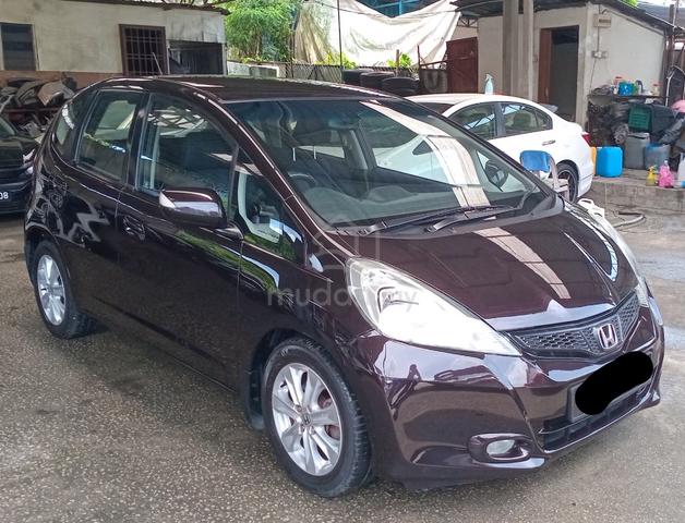 2013 Honda JAZZ 1.5 FACELIFT (A) - 1