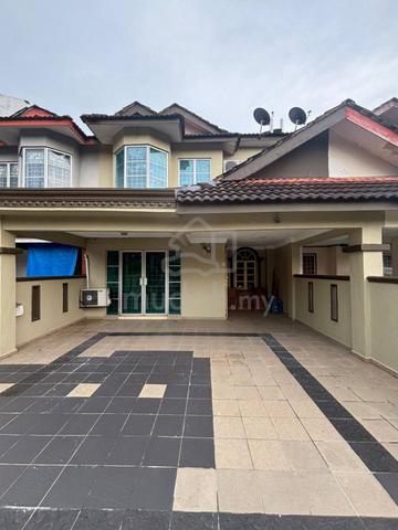 FREEHOLD RENOVATED Double Storey Terrace Bandar Tasik Kesuma Semenyih 1