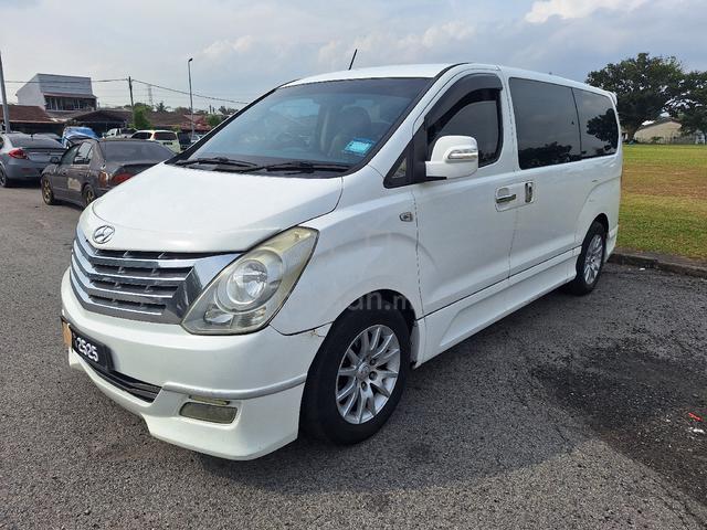 2011 Hyundai GRAND STAREX 2.5 ROYALE (A) - 2