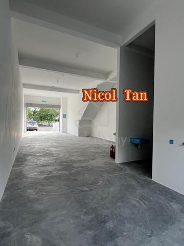 Double sty shop lot for rent at Santuary Row ,Bukit Mertajam . 1