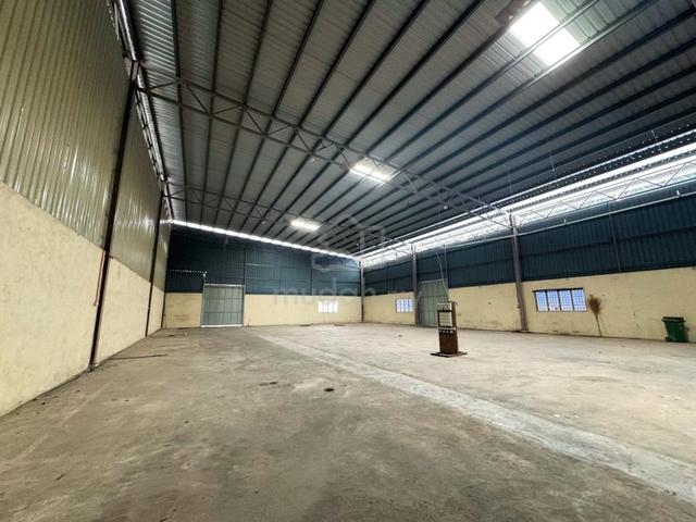 Kedah @ Padang Serai 1.5 Storey Semi Detached Warehouse For Rent 1