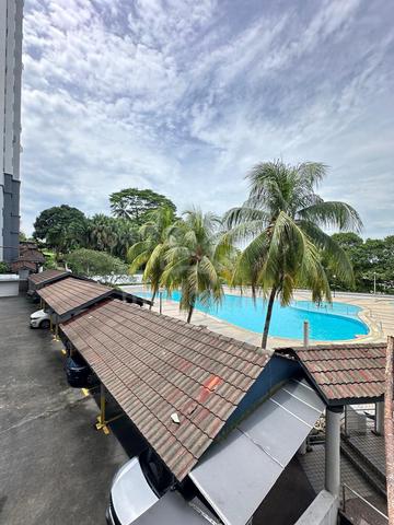 Aloha Towers 1