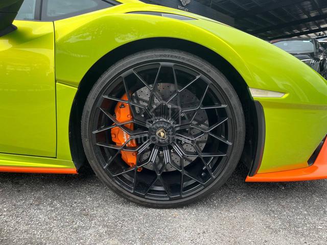 2021 Lamborghini HURACAN 5.2 STO V10 3,595 Miles - 5