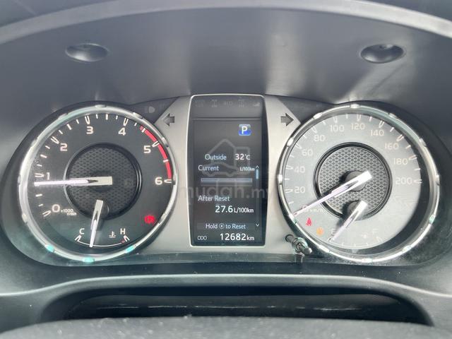 2024 Toyota HILUX 2.4 V FL 12K SUPERBLOW WITH WRTY - 4