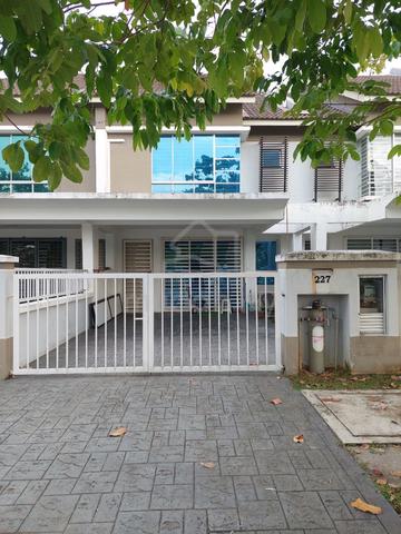 PARTIAL FURNISHED / DOUBLE STOREY SUMMER @ S2 Heights, SEREMBAN RENO. 1
