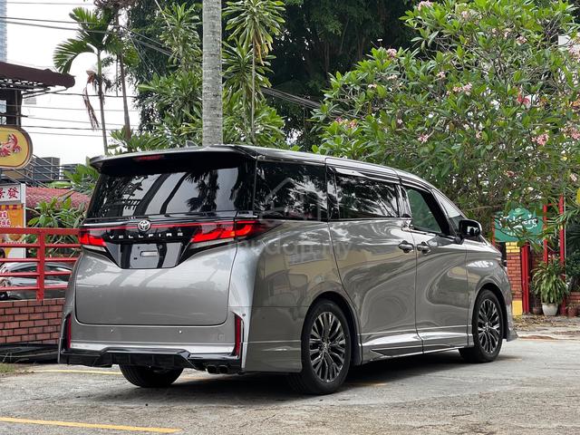 GR BODYKIT JBL 2025 Toyota VELLFIRE 2.4 Z BLK INT  - 5