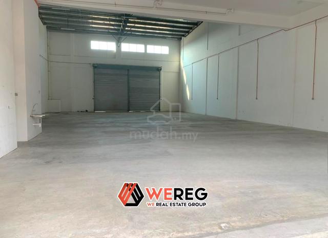 1.5 Storey Links Factory RENT Location More Convenient Likely Access 1