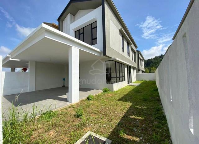 Nearby IOI Mall Putrajaya | 22x70 4R4B | Freehold Gated Guarded 1