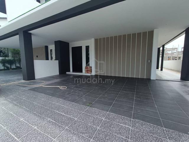 BOTANI LUXURY HOMES Bungalow Feel Below RM900K 1