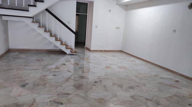 Tmn Bukit Indah 2-stry Terrace Partially Furnished 1