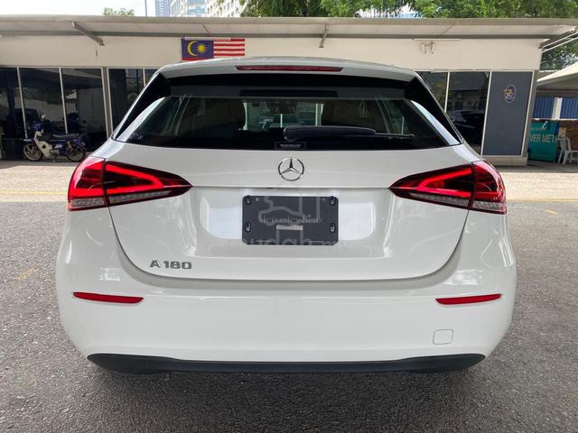 2021 Mercedes-Benz A180 1.3 Hatchback 12K-KM 5/A - 5