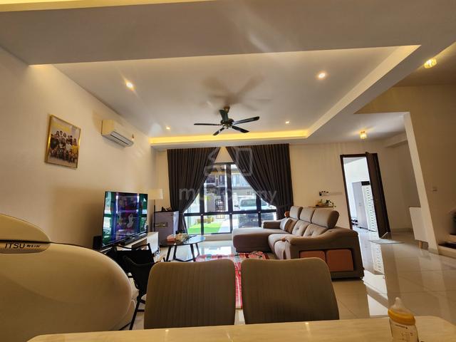 Bandar SEri Coalfields - Hampton Residence FULLY RENOVATED!! NICE CON 1