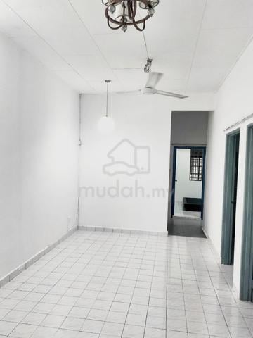 Taman Megah Ria / Masai/ Single Storey/Partially 1