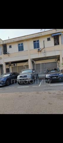 Pulai utama shoplot 1