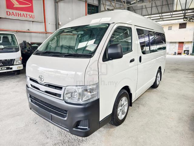 2011 TOYOTA HIACE 2.5 (M) WINDOW VAN 11-12 Seaters - 2