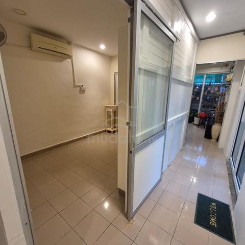 Ground Floor 2/3-rooms @ Georgetown Renovated Fully Renovated 3