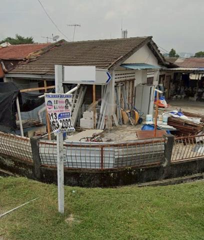 Kampung baru sungai chua , single storey corner house size 2888sf 1