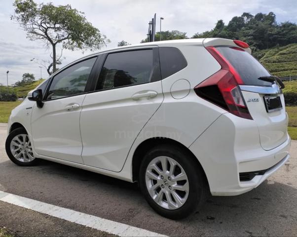 Honda JAZZ 1.5 HYBRID Facelift Full Service Honda - 4