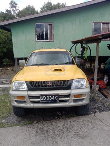 2002 Mitsubishi STORM 2.5 GLX (M) - 2
