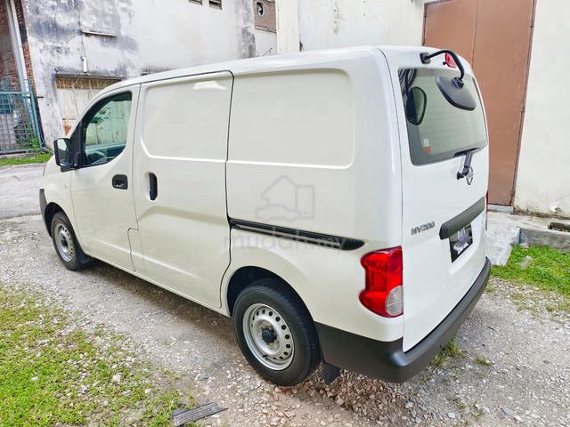 2015 NISSAN NV200 1.6 (M) PANEL VAN tip top condit - 4