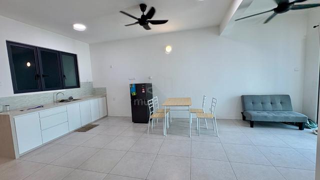 3 Residence 1
