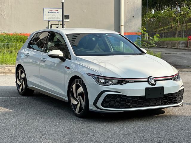 2022 Volkswagen GOLF 2.0 GTI Hatchback MK8 - 1