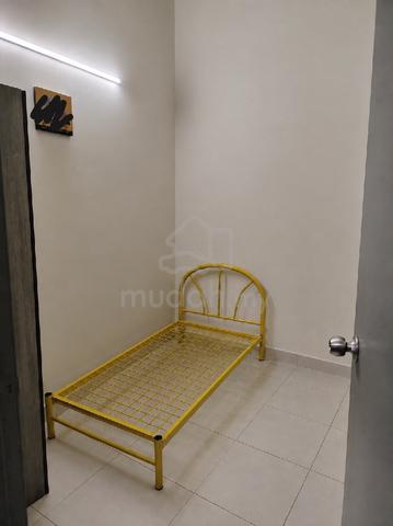 Bilik utk disewa WANITA BUJANG sahaja. 1