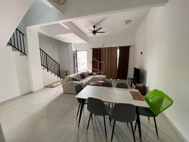 Fully Furnished Double Storey Myra Alam,puncak Alam 2