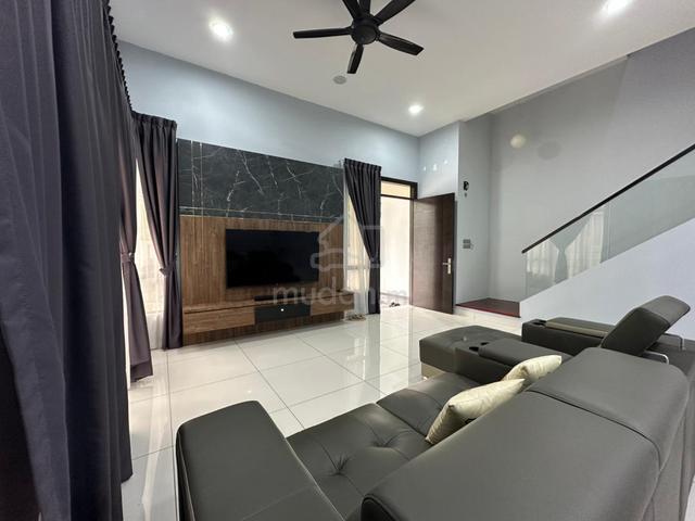 Horizon Hills Canal Garden South 2 Storey Cluster House Unblock View 1