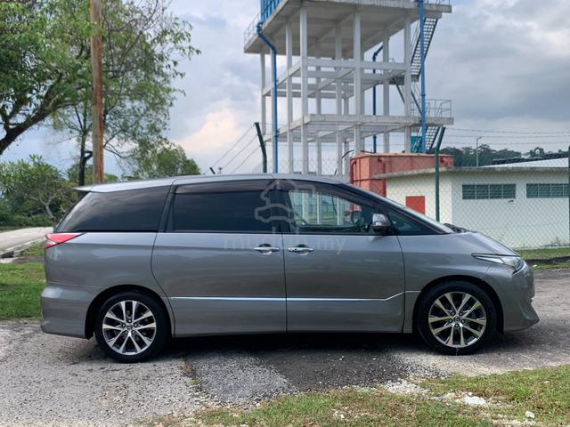 Toyota ESTIMA 2.4 AERAS PREMIUM Facelift Sunroof - 5