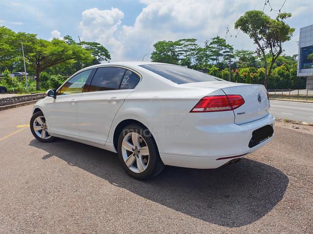 2018 Volkswagen PASSAT 1.8 TSI COMFORTLINE (CKD) - 2