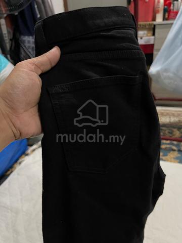 Uniqlo Jeans Super Black - photo 2 of 6