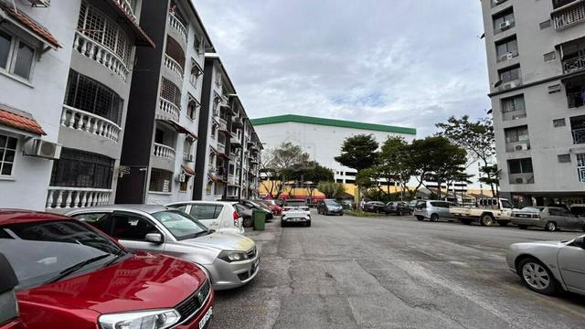 Pandan Terrace Apartment (Pandan Perdana) 1