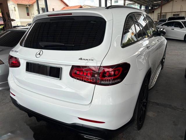 2021 Mercedes Benz GLC300 4MATIC AMG LINE 2.0L (A) - 3