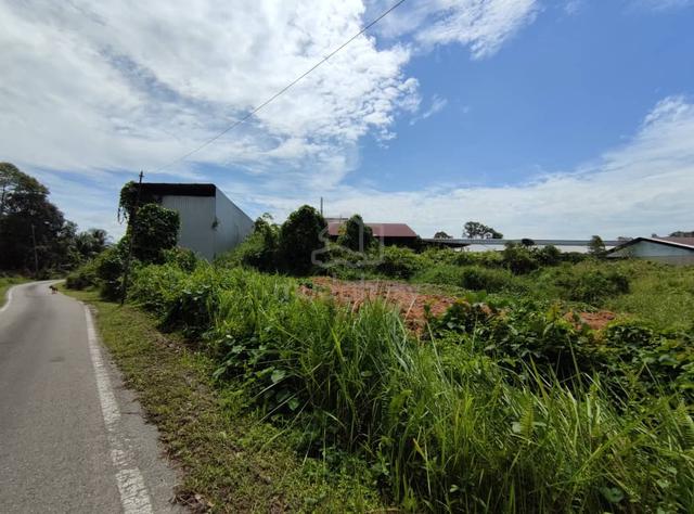 22.44 acre Industrial Land & 100k sqft Factory @ Bau Kuching 1