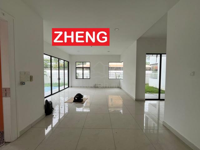 3 Storey Bungalow At Jalan York Road 1