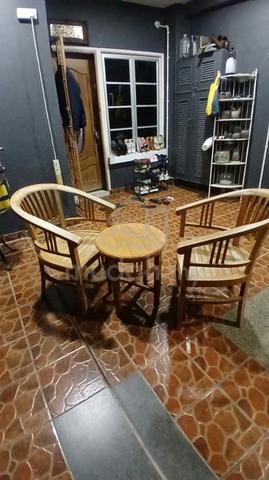 Kerusi jati dan meja bulat - photo 2 of 2