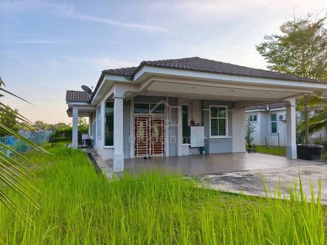 TAMAN SAUJANA BANGLO 1 TGKT International Lot KELILING LUAS FUL LOAN 1