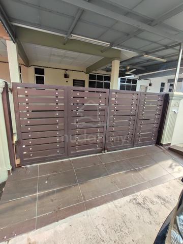 Taman Angkasanuri Double Storey For rent 1