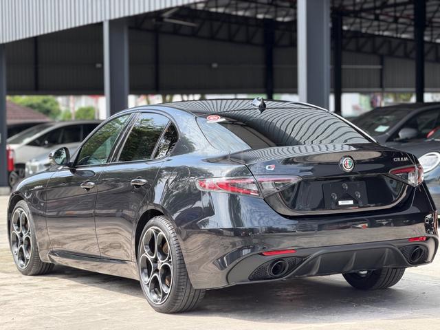 2024 Alfa Romeo GIULIA 2.0 TRIBUTO ITALIANO (A) - 4