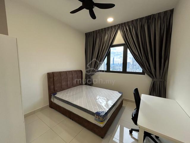 [100m to MRT] Middle Room - Nexus Residence Taman Pertama 1