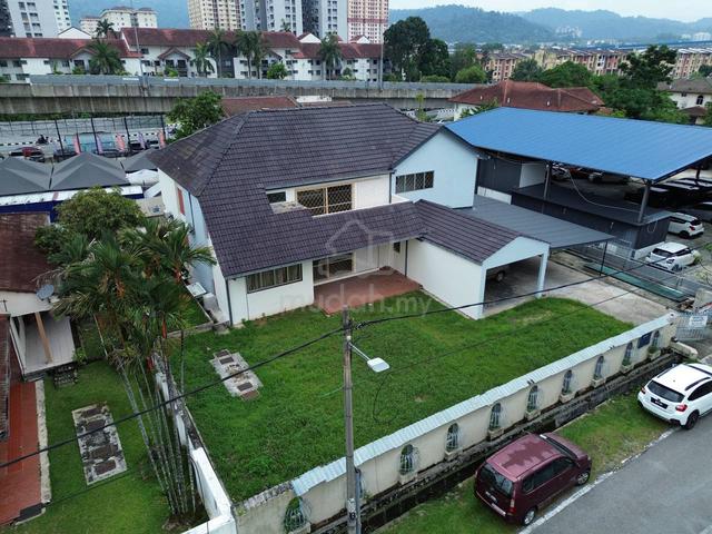 For Sale -2-STOREY BUNGALOW TAMAN AMPANG UTAMA, AMPANG 1