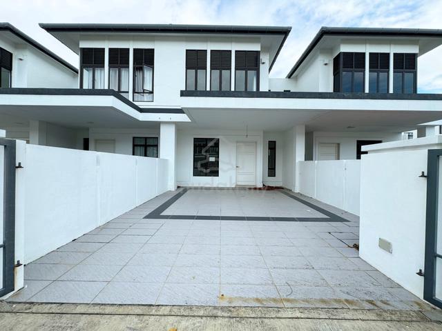 CHEAPESTš„2 Storey Terrace Graham Garden, Eco Grandeur, Puncak Alam 1
