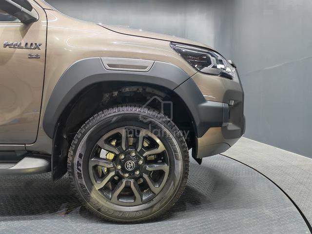 2024 Toyota HILUX 2.8 ROGUE (A) - 5