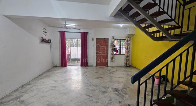 Bukit Beruntung Seroja 2 Storey Terrace House For Sale 1