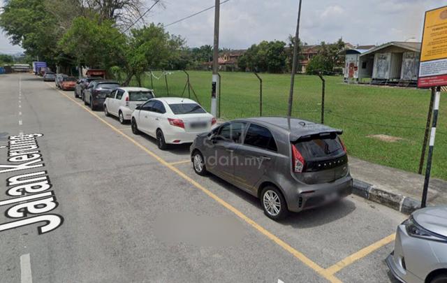Along Main Road Shoplot with Ample Parking at Simpang Ampat 1
